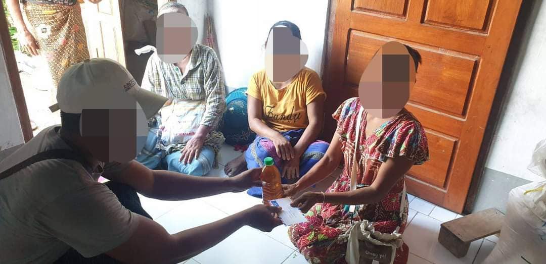 စစ်ကောင်စီ၏ အကြမ်းဖက်မှုကြောင့် မီးဘေးသင့်၊ စစ်ဘေးသင့်နေသည့် ဂန့်ဂေါနယ်ခံများကို မြို့နယ် ပအဖ ထောက်ပံ့ကူညီ