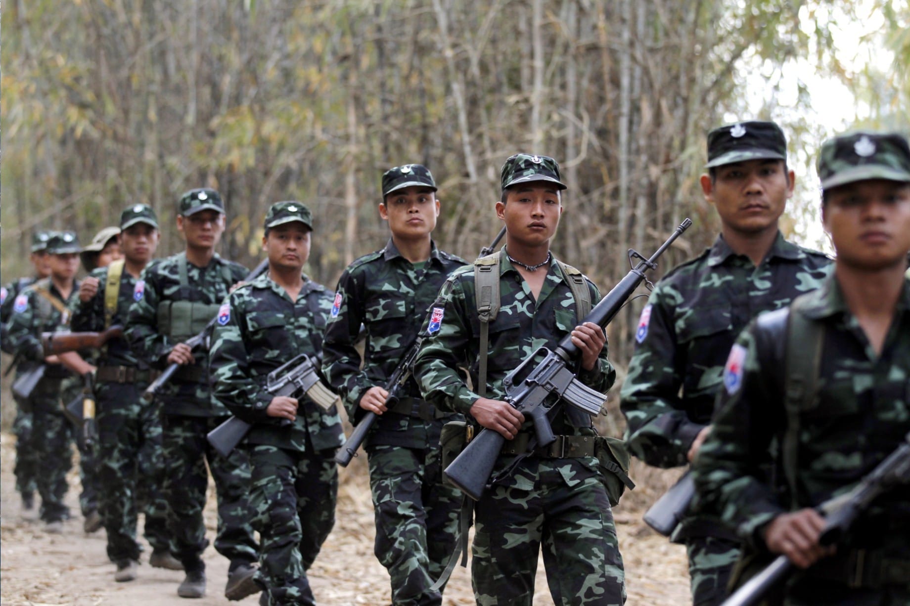 (KNU/KNLA တပ်ဖွဲ့ဝင်များ ။ဓါတ်ပုံ-EPA)