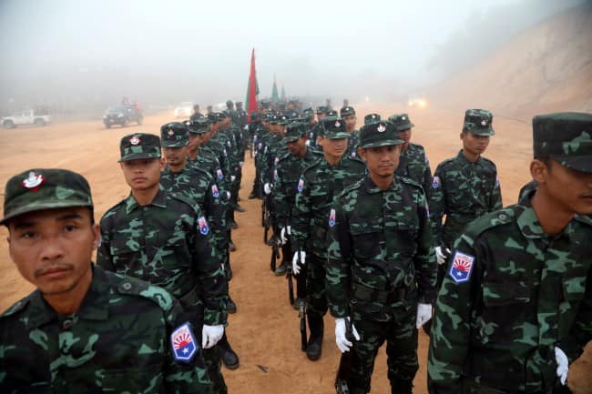 ဓာတ်ပုံ - KNU