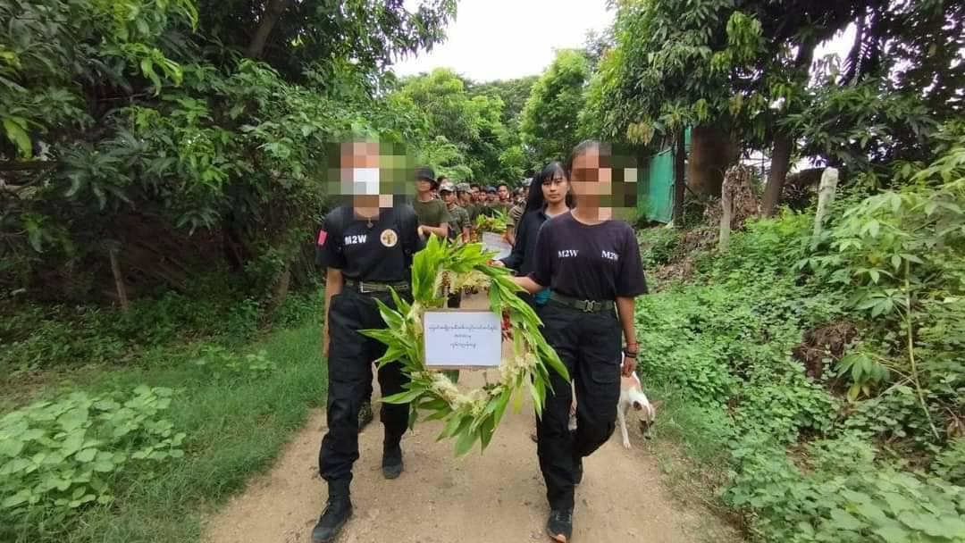ဓာတ်ပုံ - Ko Nway Oo(Myaung)