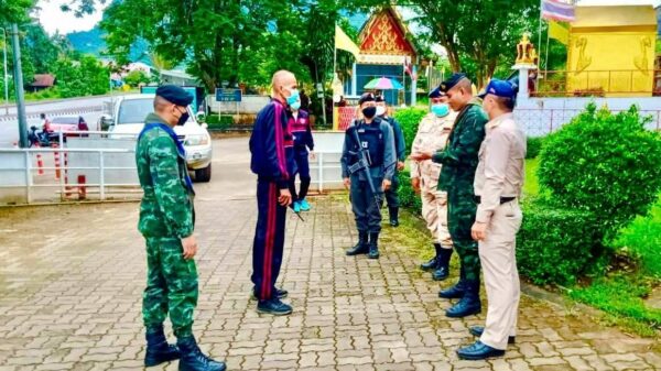 ဘုရားသုံးဆူမြို့မှာ တိုက်ပွဲဖြစ်လို့ နယ်စပ်ဖြတ်ကျော်သွားလာမှုကိုထိုင်းဘက်ကယာယီပိတ်