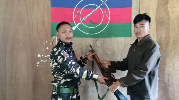 စစ်ကောင်စီတပ်ဖွဲ့ဝင်နှစ်ဦး လက်နက်နှင့်အတူ အလင်းဝင်လာဟု ကန်ပက်လက် CDF အသိပေး