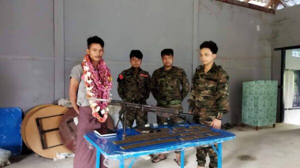 ဓာတ်ပုံ - PDF ထီးလင်းဓာတ်ပုံ - PDF ထီးလင်း