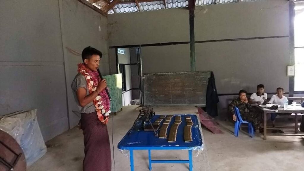 ဓာတ်ပုံ - PDF ထီးလင်း