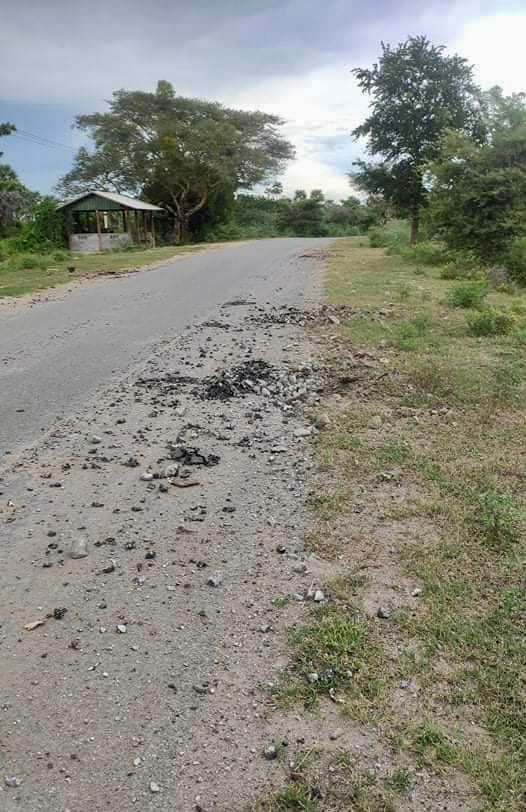 ရွှေဘို - ကျောက်မြောင်းလမ်းတွင် စစ်ကောင်စီယာဉ် တစ်စီး မိုင်းဆွဲတိုက်ခိုက်ခံရ