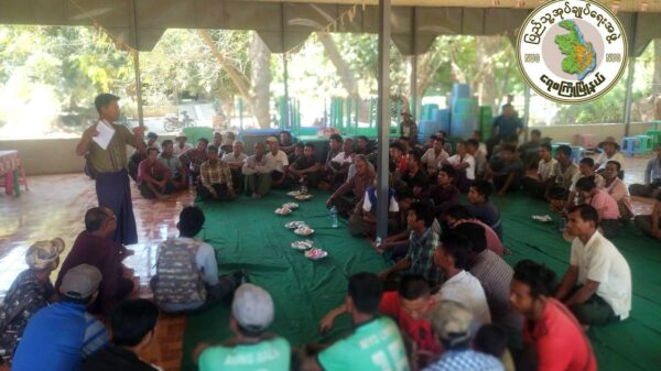 (ရေစကြိုမြို့နယ်၊ ရပ်/ကျေး ပကဖ၊ ပအဖ အဖွဲ့များ ပြည်သူ့ဆန္ဒဖြင့် ရွေးကောက်ဖွဲ့စည်းနေစဥ်၊ ဓာတ်ပုံ - ရေစကြိုမြို့နယ် ပြည်သူ့အုပ်ချုပ်ရေးအဖွဲ့)