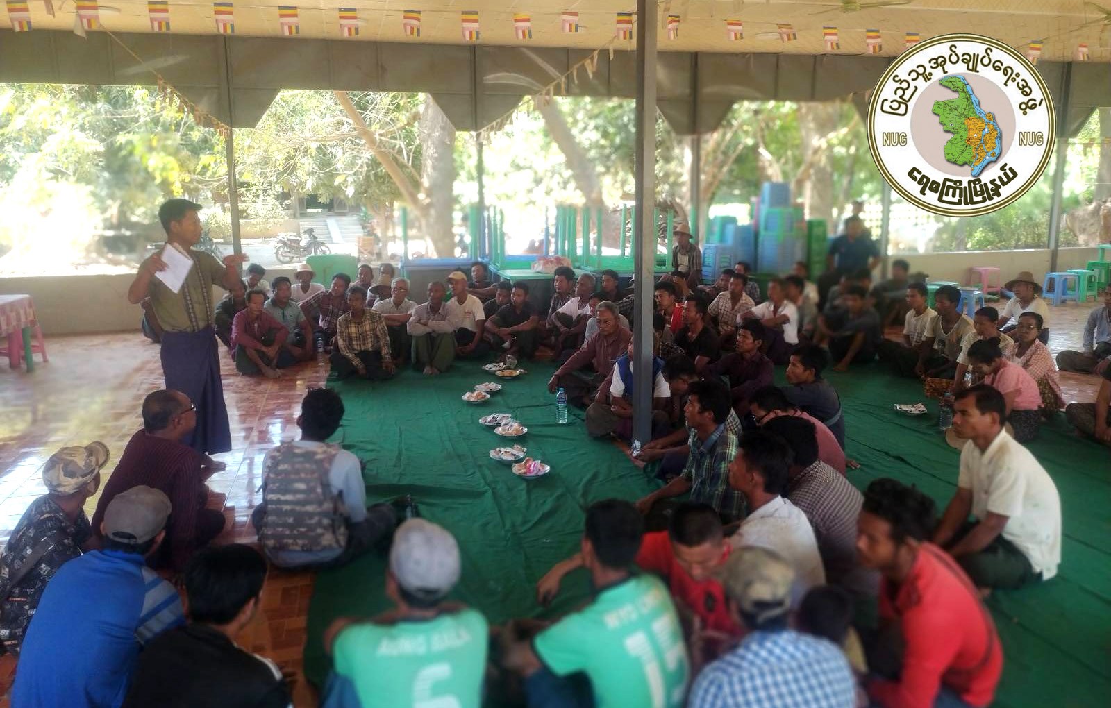 (ရေစကြိုမြို့နယ်၊ ရပ်/ကျေး ပကဖ၊ ပအဖ အဖွဲ့များ ပြည်သူ့ဆန္ဒဖြင့် ရွေးကောက်ဖွဲ့စည်းနေစဥ်၊ ဓာတ်ပုံ - ရေစကြိုမြို့နယ် ပြည်သူ့အုပ်ချုပ်ရေးအဖွဲ့)