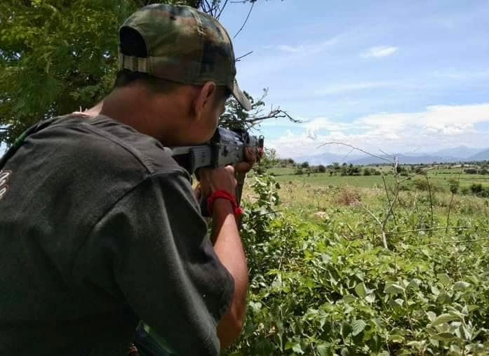 ဝက်လက်ဒေသကာကွယ်ရေးအဖွဲ့ဝင်တစ်ဦးအား တိုက်ပွဲတစ်ခုတွင် တွေ့ရစဥ်၊ဓာတ်ပုံ-GZ Special Task Force- Wetlet