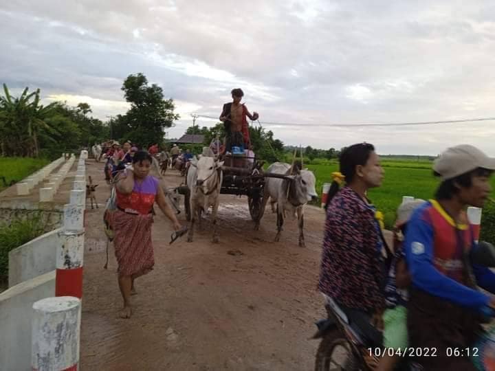 စစ်ကောင်စီတပ် စစ်ကြောင်းထိုးလာ၍ ထွက်ပြေးတိမ်းရှောင်နေရသောပြည်သူများ