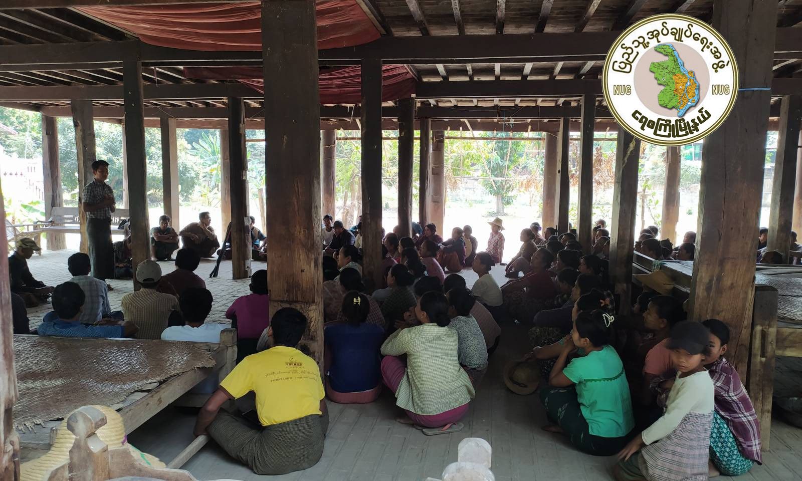 (ရေစကြိုမြို့နယ်၊ ရပ်/ကျေး ပကဖ၊ ပအဖ အဖွဲ့များ ပြည်သူ့ဆန္ဒဖြင့် ရွေးကောက်ဖွဲ့စည်းနေစဥ်၊ ဓာတ်ပုံ - ရေစကြိုမြို့နယ် ပြည်သူ့အုပ်ချုပ်ရေးအဖွဲ့)