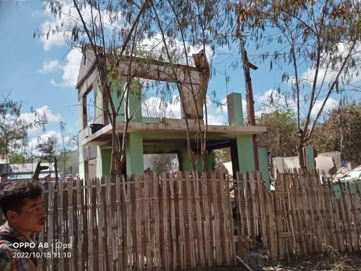 ပိတောက်ချုံကျေးရွာမှ ပျက်စီးခဲ့သော နေအိမ်များ၊ဓာတ်ပုံ-Cj