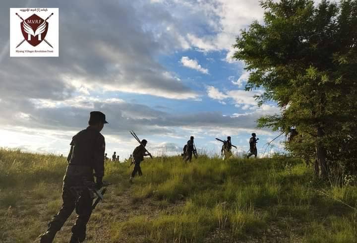(မြိုင်မြို့နယ်ကျေးရွာများ တော်လှန်ရေးတပ်ဦး MVRFအဖွဲ့ဝင်ရဲဘော်များအား စစ်ဆင်ရေးတစ်ခုတွင် တွေ့ရစဥ်၊ဓာတ်ပုံ-MVRF)