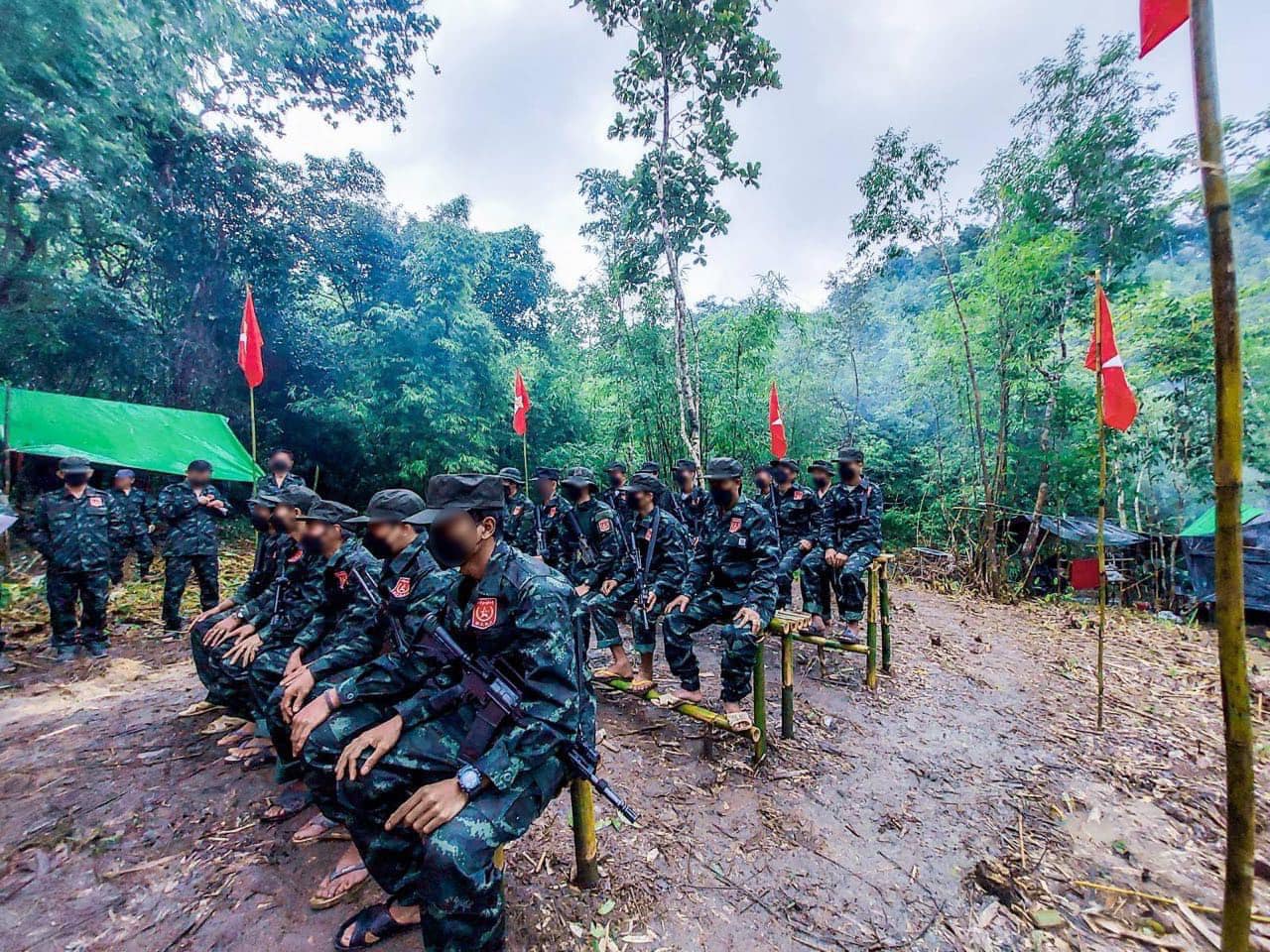 (MSDF (တောင်ပိုင်း)မှ (၇၅) နှစ်မြောက်မွန် တော်လှန် ရေးနေ့ အခမ်းအနားကျင်းပနေစဉ်။ ဓာတ်ပုံ - MSDF)