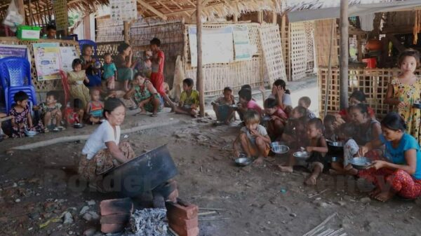 ရခိုင်နှင့်ပလက်၀တွင် မွေးကင်းစ ကလေး နှစ်ထောင်ကျော်အပါအဝင် စစ်ရှောင်ရှစ်သောင်းကျော်ရှိဟု AA ထုတ်ပြန်