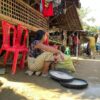 (ရခိုင်ပြည်နယ်ရှိစစ်​ဘေး​ရှောင်စခန်းအချို့မှ ပြည်သူများ။ ဓါတ်ပုံ-BNA)