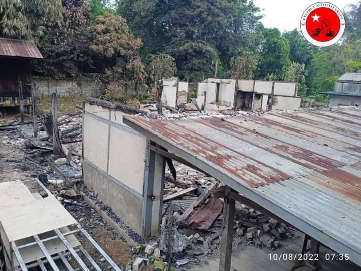 ဇော်ချောင်းရွာ မီးရှို့ဖျက်ဆီးခံရပြီးနောက် တွေ့ရစဥ်၊ဓာတ်ပုံ-ကျွန်းလှတက်ကြွလှုပ်ရှားသူများအဖွဲ့