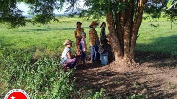 ထွက်ပြေးတိမ်းရှောင်နေရသော ပြည်သူများ ၊ဓာတ်ပုံ-ကျွန်းလှတက်ကြွလှုပ်ရှားသူများအဖွဲ့