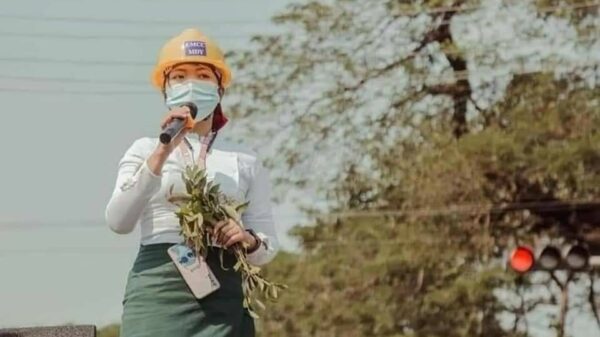 မန္တလေး အိုးဘိုထောင်မှာ ထောင်ဒဏ် ၈ နှစ်ကျခံနေရတဲ့ ဆရာမ ဒေါ်သက်ဆုလှိုင်
