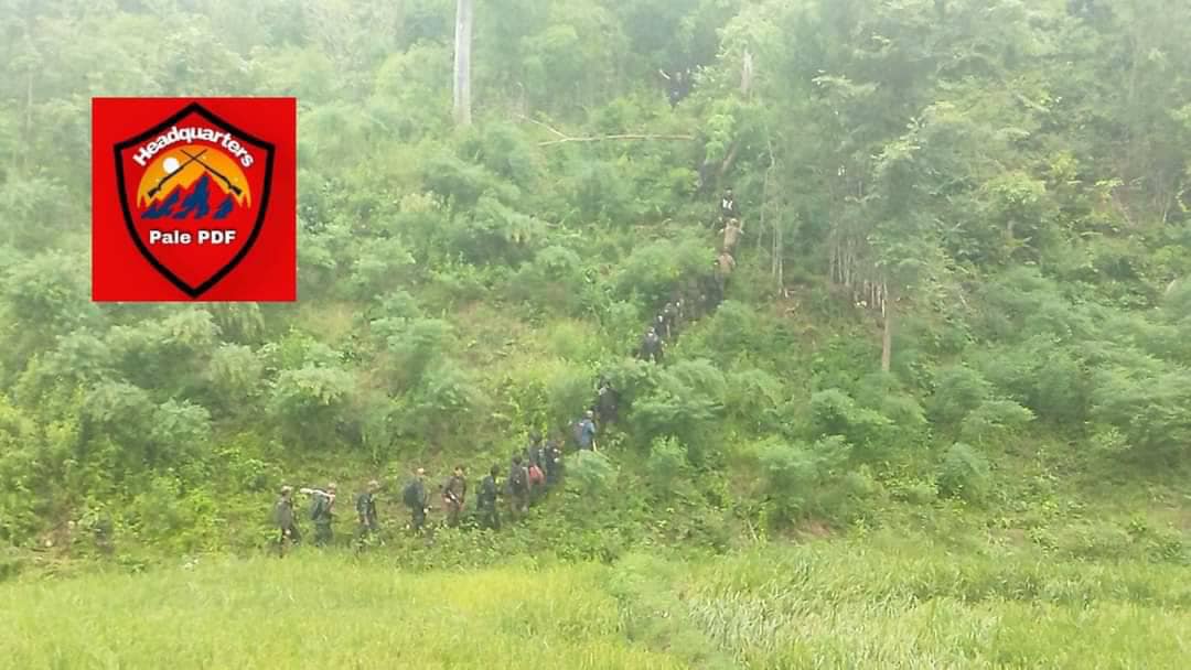 (ပုလဲ PDFမှ ရဲဘော်များအား တွေ့ရစဉ်)