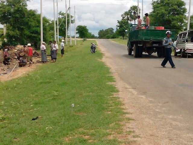 ပခုက္ကူ-မြိုင်လမ်းတစ်နေရာအား တွေ့ရစဥ်(ပုံအဟောင်း)၊ဓာတ်ပုံ-Cj