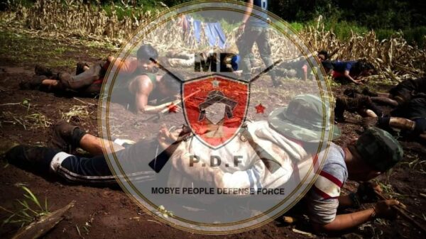 မိုးဗြဲပြည်သူ့ကာကွယ်ရေးတပ်(MBPDF)မှ ရဲဘော်များ စစ်ရေးလေ့ကျင့်နေစဥ်၊ ဓာတ်ပုံ - MBPDF