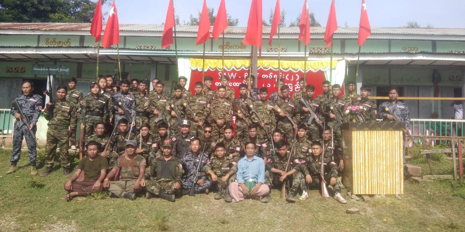 CDM ဗိုလ်ကြီး သင်တန်းပို့ချသည့် ဆော PDF တပ်ရင်း(၂) စစ်နည်းဗျူဟာသင်တန်းဆင်းပွဲပြုလုပ်