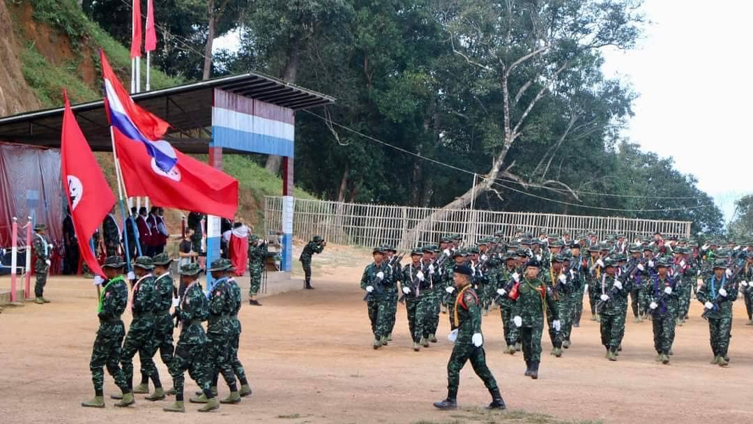 ကရင်နီတပ်မတော်​၏ (၇၄)ကြိမ်မြောက် စစ်သင်တန်းပိတ်ပွဲပြုလုပ်နေစဉ်၊ဓာတ်ပုံ - KA