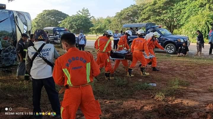 (ယာဥ်တိမ်းမှောက်မှုဖြစ်ပွားပြီးနောက် တွေ့ရစဥ်။ ဓါတ်ပုံ-CJ)