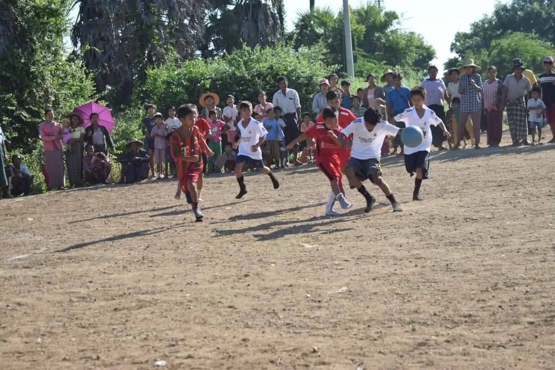 ဓာတ်ပုံ - ရွာပေါင်းစုံသပိတ်ဦးဆောင်ကော်မတီ