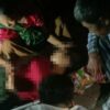 (ဒဏ်ရာရရှိသည့် ဒေသခံများအား တွေ့ရစဉ်၊ ဓာတ်ပုံ - CJ)