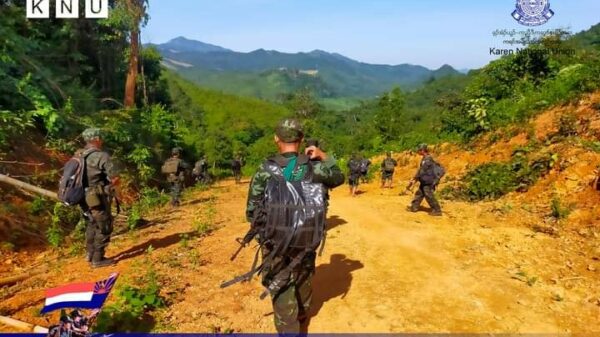 KNLA တပ်မဟာ (၅) စစ်ကောင်စီတပ်တို့ ဖာပွန်ခရိုင်ထဲတွင် တိုက်ပွဲဆက်နေ