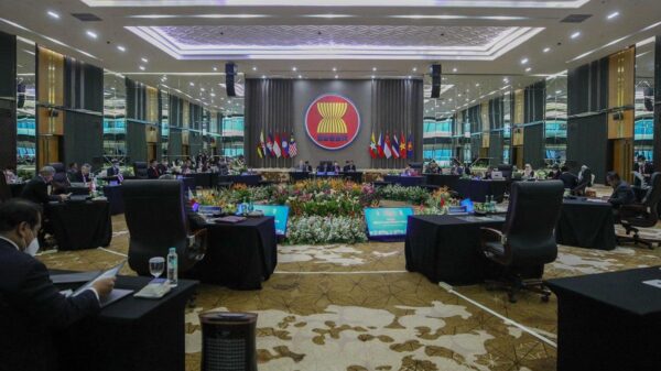 (မြန်မာ့အရေးနှင့်ပတ်သက်၍ အောက်တိုဘာ ၂၇ ရက်တွင် အင်ဒိုနီးရှား၌ တွေ့ဆုံခဲ့ကြသော အာဆီယံနိုင်ငံခြားရေးဝန်ကြီးများ၊ဓာတ်ပုံ - MFA)