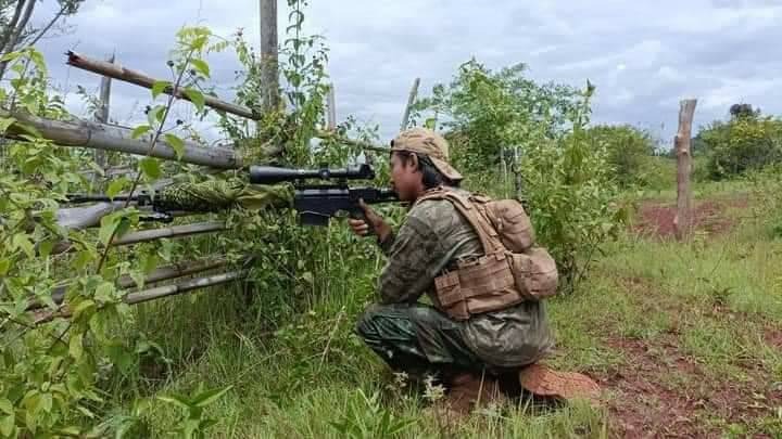 ပြည်သူ့တော်လှန်ရေး၏ အဆုံးအဖြတ်နှစ်