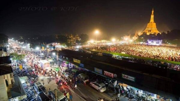 အရပ်သားအစိုးရလက်ထက် ၂၀၁၉ ခုနှစ်က ရွှေမော်ဓော တန်​ဆောင်တိုင်ဘုရားပွဲကျင်းပခဲ့စဥ် (ဓါတ်ပုံ-CJ)