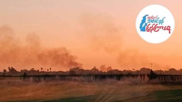 မုံရွာနယ် နဂါးတွင်းရွာမီးလောင်နေစဥ်၊ ဓာတ်ပုံ-မုံရွာသတင်းမှန်ပြန်ကြားရေး