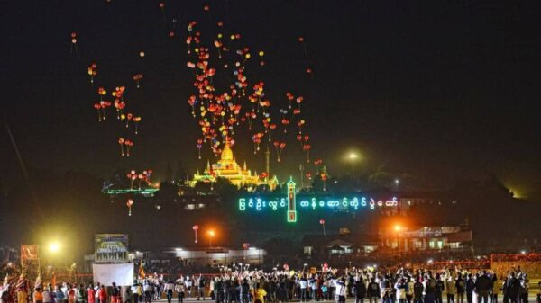 ပြင်ဦးလွင် တန်ဆောင်တိုင် စည်ကားအောင် စစ်အုပ်စုစီစဉ်