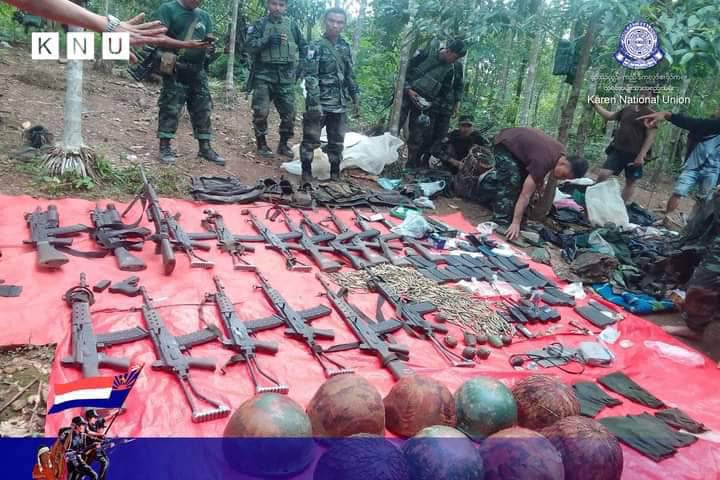 KNU နယ်မြေ၌ ဖြစ်ပွာခဲ့သည့် တိုက်ပွဲတစ်ခုတွင် စစ်ကောင်စီတပ်ထံမှ လက်နက်ခဲယမ်းများ သိမ်းဆည်းရရှိခဲ့စဥ်၊ဓာတ်ပုံ - KNU
