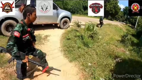 (စစ်ဆင်ရေးတစ်ခုတွင် တွေ့ရသည့် မြိုင်ပကဖအဖွဲ့ဝင်များအား တွေ့ရစဥ်)