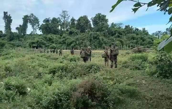 (KIA တပ်မှ ရဲဘော်များအား တွေ့ရစဉ်၊ဓာတ်ပုံ - CJ)