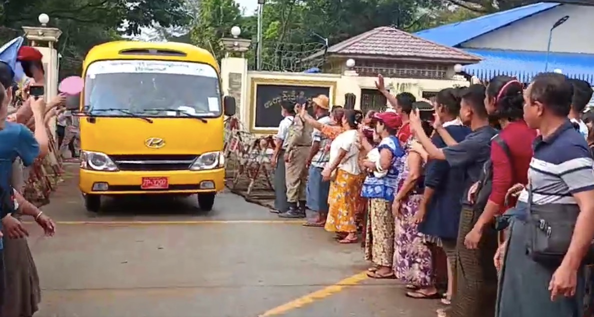 ရာဇဝတ်မှုနဲ့ထောင်ကျသူအများအပြားလွတ်လာတဲ့စစ်ကောင်စီလွတ်ငြိမ်း