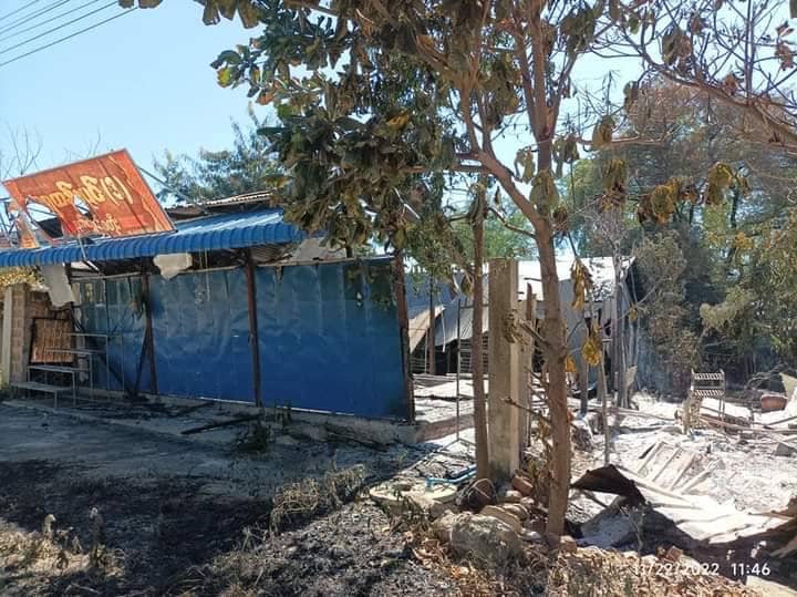 ချန်ထားခံခဲ့ရသော လေဖြတ်လူနာ ရဲဒုတပ်ကြပ်၊ ဗဟင်းကျေးရွာနှင့်ရဲစခန်းအား မီးရှို့ဖျက်ဆီးသွားစဥ်၊ ဓာတ်ပုံ- နွေဦးတော်လှန်ရေး-မြိုင်