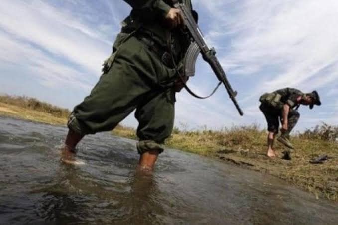 ကေအိုင်အေ တပ်သားနှစ်ဦးကို လိုင်ဇာအနီးတွေ့ရစဉ်။ဓာတ်ပုံ - ရိုက်တာ