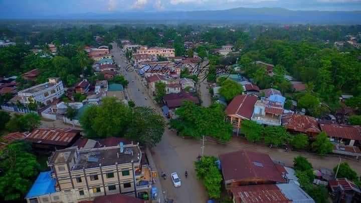 (တမူးမြို့ အ​ပေါ်စီးမြင်ကွင်း ။ဓါတ်ပုံ-CJ)