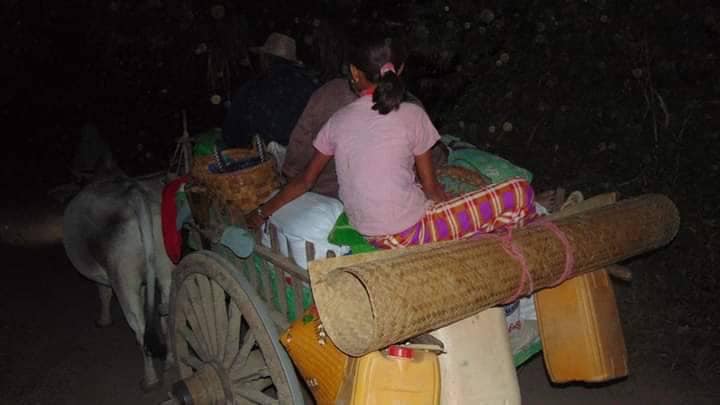 ထွက်ပြေးတိမ်းရှောင်လာရသော ပြည်သူများ၊ ဓာတ်ပုံ-YMB LPDF
