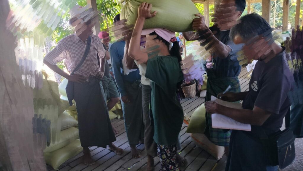 ဓာတ်ပုံ - ပြည်သူ့အုပ်ချုပ်ရေးအဖွဲ့ဆောမြို့နယ်