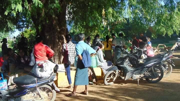 ထွက်ပြေးတိမ်းရှောင်နေရသော ပြည်သူများ၊ ဓာတ်ပုံ-RYG