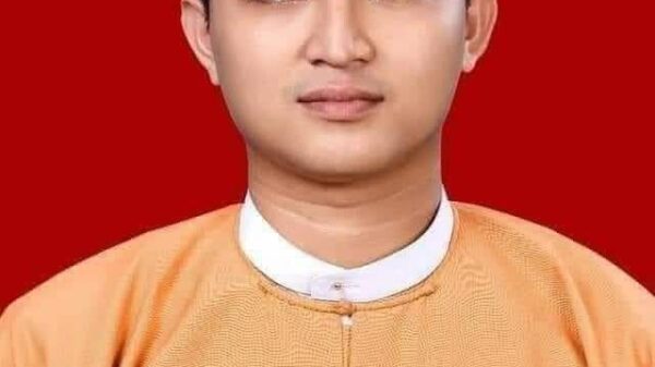 မြောင်းမြအမတ်​ဒေါက်တာ​ဝေလင်း​အောင်