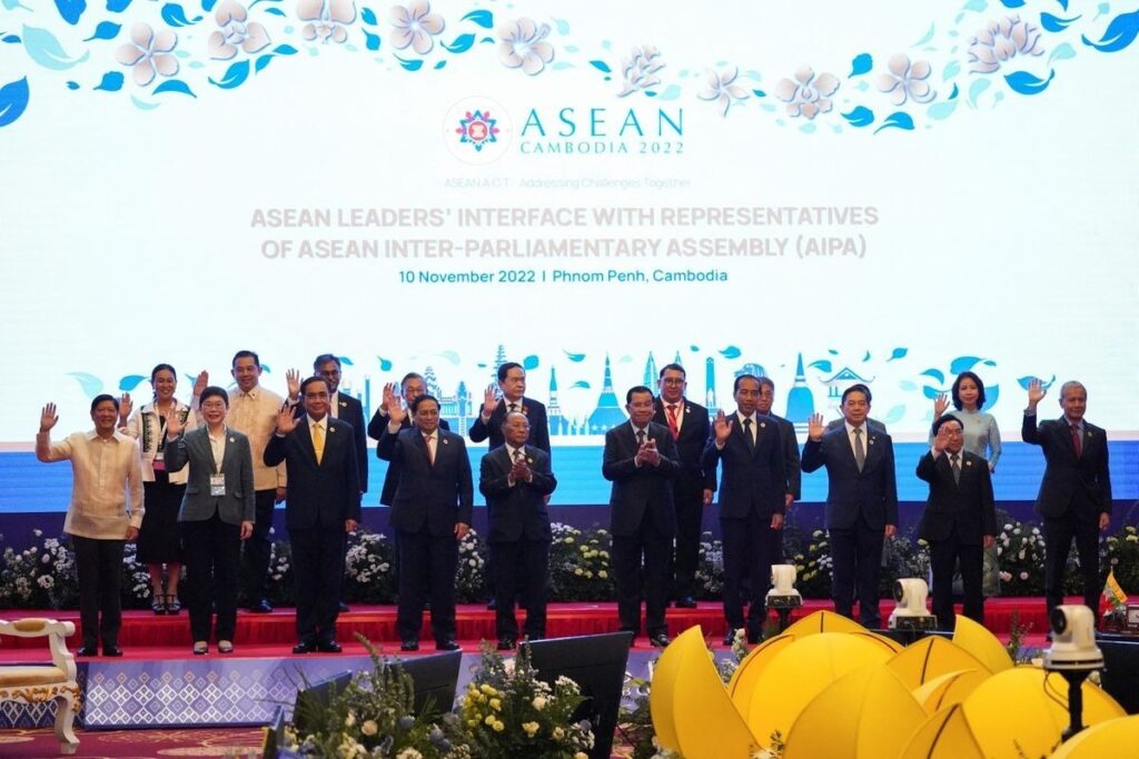 အရှေ့တီမောကို အဖွဲ့ဝင်သစ်အဖြစ် လက်ခံဖို့ အာဆီယံ ကနဦး သဘောတူ