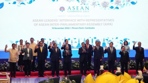 အရှေ့တီမောကို အဖွဲ့ဝင်သစ်အဖြစ် လက်ခံဖို့ အာဆီယံ ကနဦး သဘောတူ