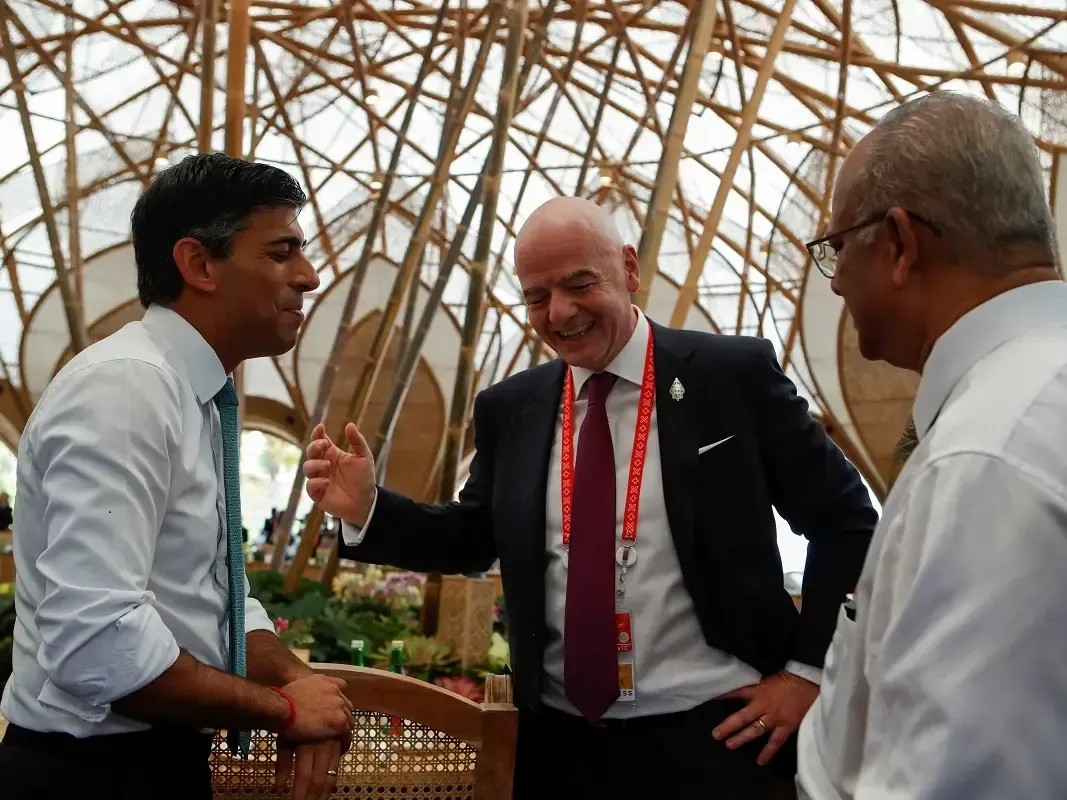 G20 ညီလာခံမှာ ကမ္ဘာ့ထိပ်တန်း စီးပွားရေး အင်အားစု နိုင်ငံခေါင်းဆောင်တွေနဲ့ နေ့လယ်စာ သုံးဆောင်ချိန်မှာ ဖီဖာ ဥက္ကဋ္ဌ ဂီယန်နီ အင်ဖန်တီနိုက အခုလို ပြောကြားသွားခဲ့တာပါ။